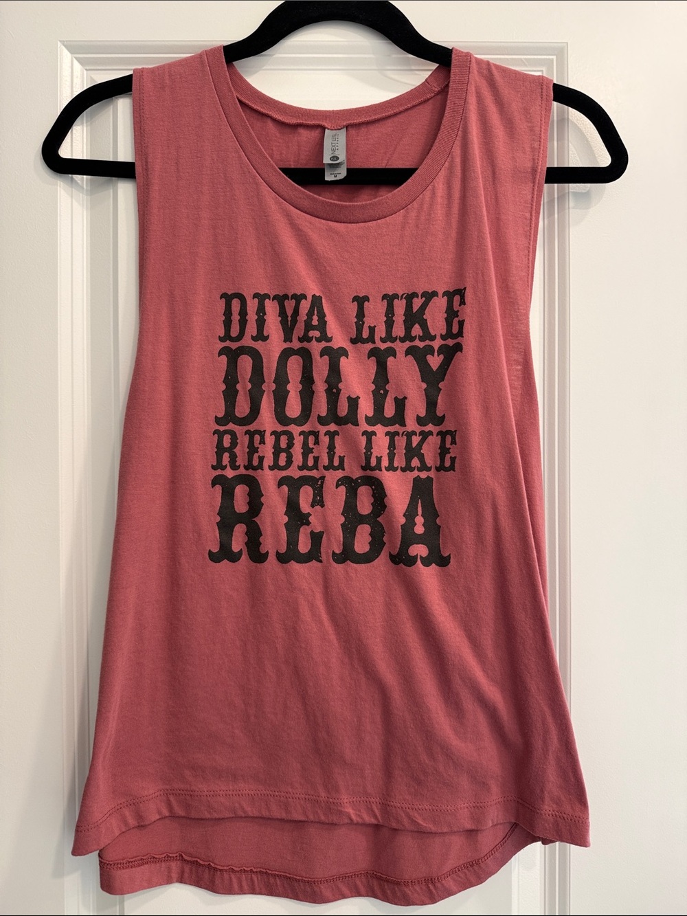 Sleeveless Graphic Tank - Pink 'Diva Like Dolly, Rebel Like Reba'